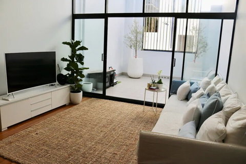 Converted Warehouse With A Local Touch - Holiday Find 5