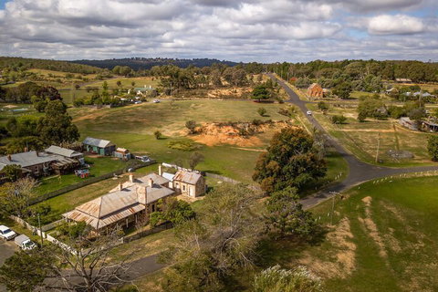 Post Office Residence - Holiday Find 1