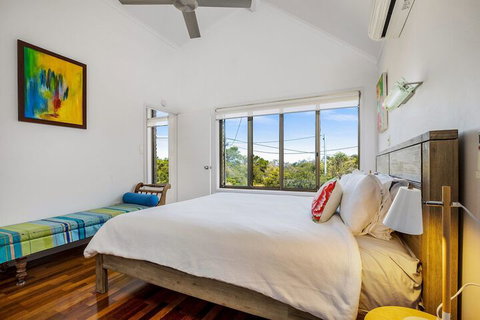 Galleries - 1/28 Peregian Esplanade - Peregian Beach - Holiday Find 3