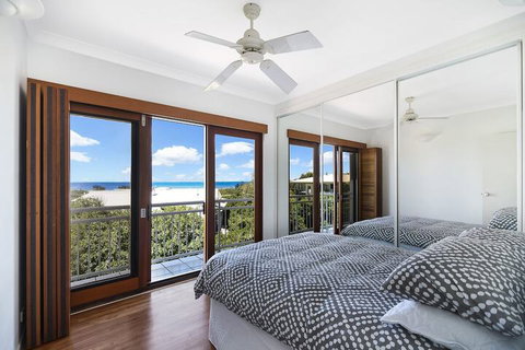 Notre Reve - 2/4 Brolga Place - Holiday Find 2