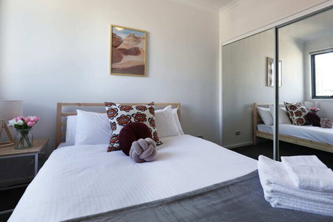 Extra Large 2 Bedroom Apartment In Melbournes Southbank - Holiday Find 5
