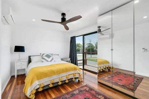 Spacious 2 Bedroom Townhouse In Southport - Holiday Find 1