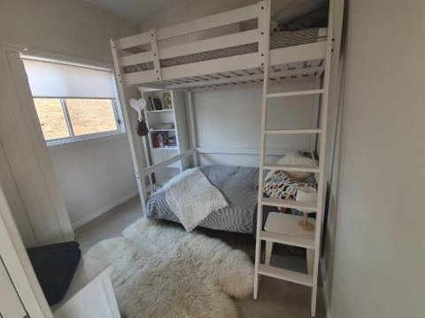 Oakey Creek HV Country Retreat Walk To Wine Tasting - Holiday Find 0