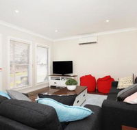 Fairways 10 Mins to Hyams Beach - Holiday Find