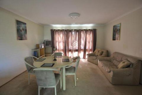 Ballymena Holiday Units - Holiday Find 5