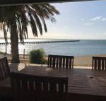 Streaky Bay Beachside  Jetty View Apartments - Holiday Find