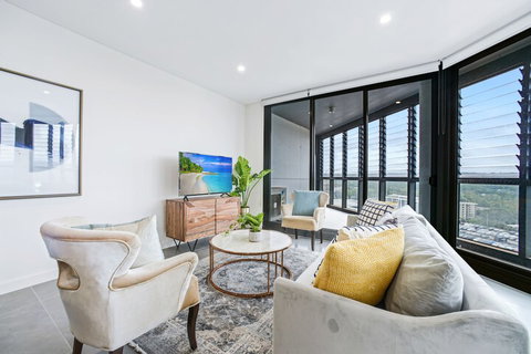 HomeHotel Extreme Luxury Apt Next To Mall & Train - Holiday Find 4