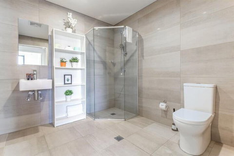 Willis Wolli Crk 14 - Holiday Find 4