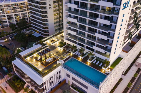 Sky Broadwater Apartments - Holiday Find 0