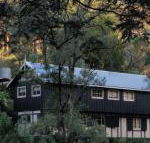 Walhalla Coach House - Holiday Find