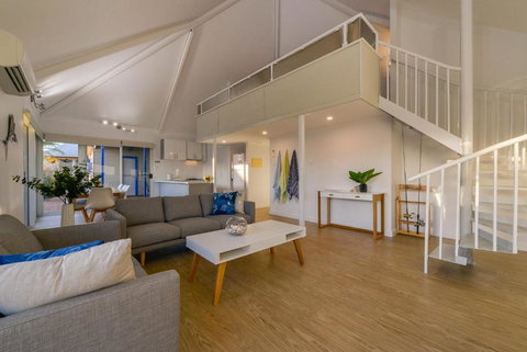 Osprey Holiday Village Unit 106 Trendy 3 Bedroom Holiday Villa With A Pool In The Complex - Holiday Find 6