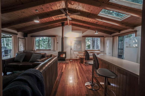 Seaview Retreat - Holiday Find 1