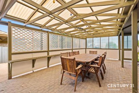 Reef & Vines Port Noarlunga - Holiday Find 3