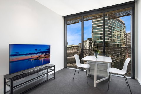FARINA, 1BDR Docklands Apartment - Holiday Find 6