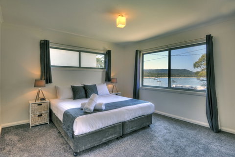 Harbour Master - Holiday Find 1