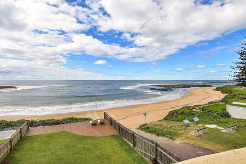 JoeAnne At Blue Bay Absolute Beachfront - Holiday Find 4