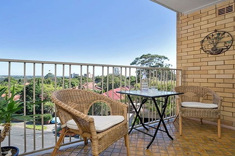 Charming Comfortable & Convenient MOS72 - Holiday Find 5