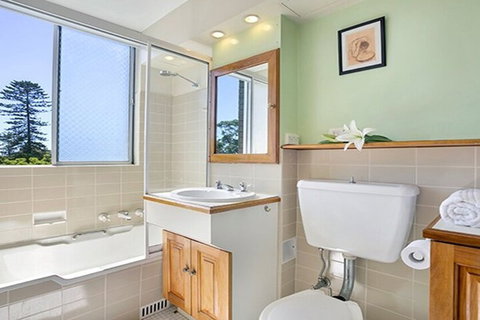 Charming Comfortable & Convenient MOS72 - Holiday Find 2