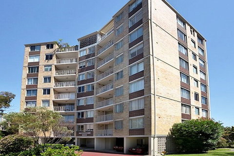 Charming Comfortable & Convenient MOS72 - Holiday Find 1