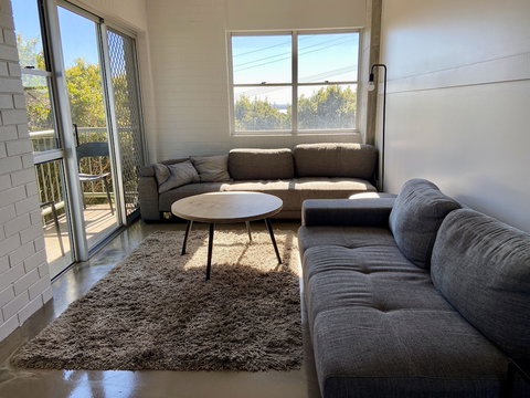 Yamba Views Accommodation - Holiday Find 3