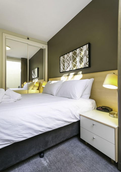 DARLING A Tidy Space In A Great Location - Holiday Find 2