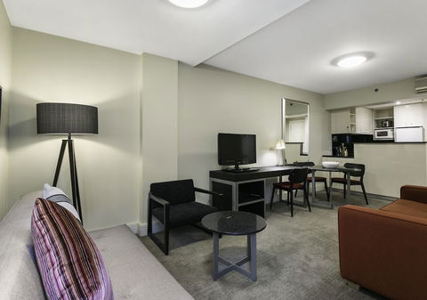 DARLING A Tidy Space In A Great Location - Holiday Find 4