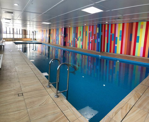 High-End Riverside Home - Holiday Find 0