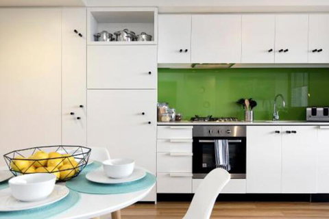 Complete Host Guild Apartments - Holiday Find 3