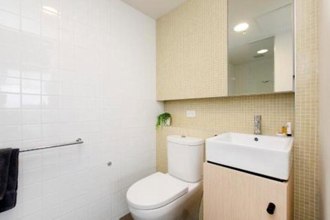 Complete Host Guild Apartments - Holiday Find 5