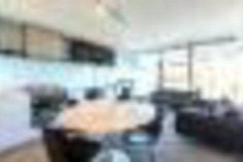Collins St. Apt 2102 Cbd 2 Bed 2 Bath - Holiday Find 3