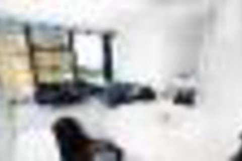 Collins St. Apt 2102 Cbd 2 Bed 2 Bath - Holiday Find 5