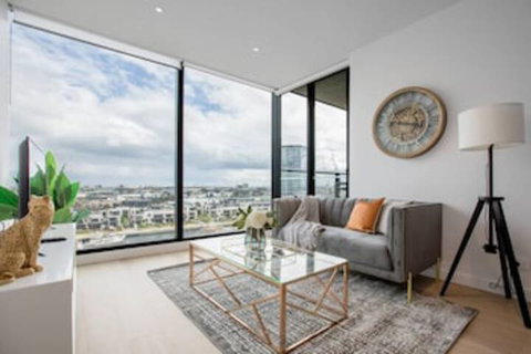 Delightful 2BR Riverview@docklands - Holiday Find 0