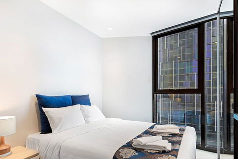 IFSuites (IFSTAYS) Light House Apartment - Holiday Find 5
