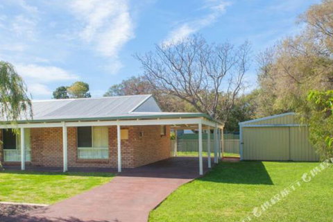 Dunsborough Holiday Homes Lens Lair Quindalup - Holiday Find 2