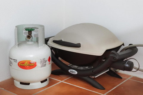 White Waves On The Beach - Holiday Find 1