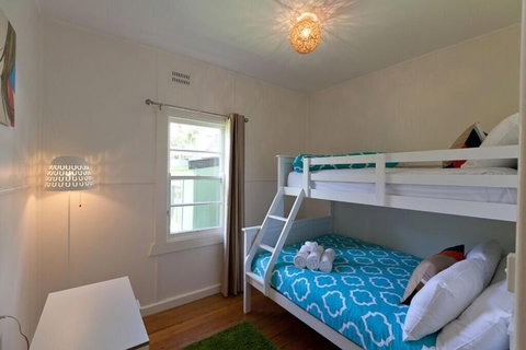 Charlie's Beach House - Holiday Find 2