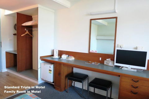 Tathra Hotel & Motel - Holiday Find 4