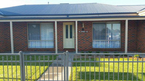 Numurkah Apartments The Saxton - Holiday Find 5