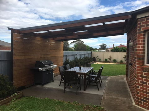 Numurkah Apartments The Saxton - Holiday Find 1