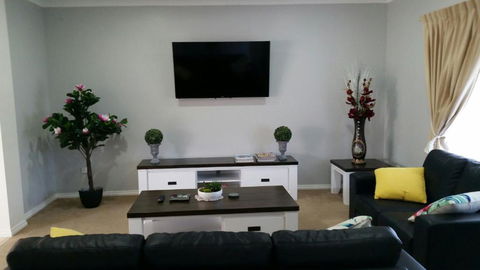 Numurkah Apartments The Saxton - Holiday Find 4