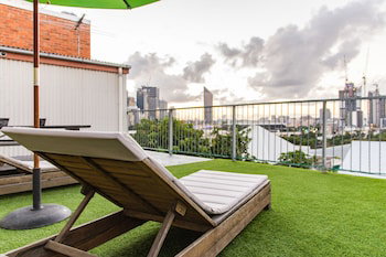 Joes Place Backpackers - Holiday Find 6