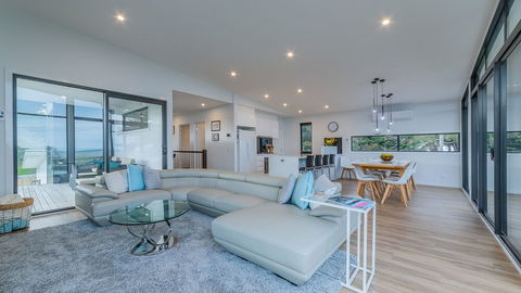 Sweeping Views Free Wifi & Netflix PET Friendly - Holiday Find 5