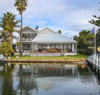 Bancroft Bay Frontage - Holiday Find