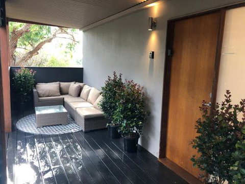 Carinya Coastal Cottage - Holiday Find 5