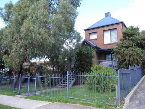 Central Holiday House At 29 Church In Cowes - Holiday Find 0