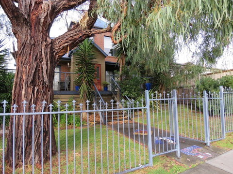 Central Holiday House At 29 Church In Cowes - Holiday Find 1