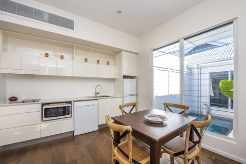 Reflections Villa 2 - Holiday Find 4