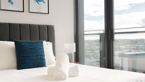 Urban Rest - The Infinity - Holiday Find 6