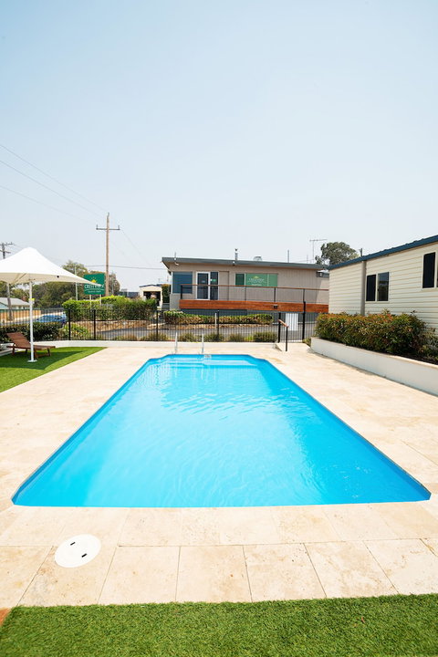 Crestview Tourist Park - Holiday Find 3