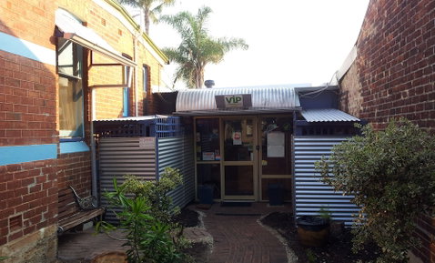 Coolibah Lodge - Hostel - Holiday Find 1